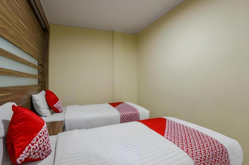 Hotel Senen Indah Syariah Jacarta Exterior foto